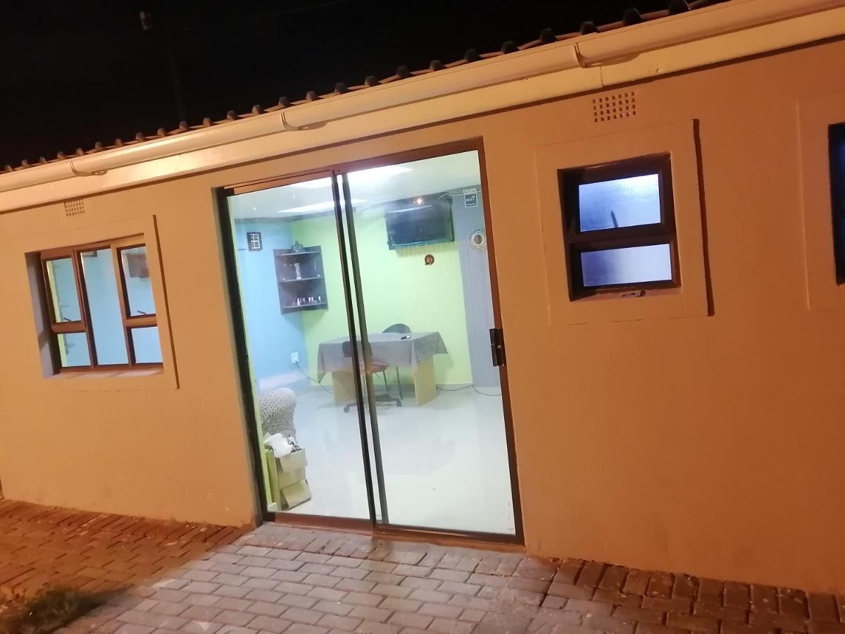 Annex Lodge & Spa Città del Capo Esterno foto